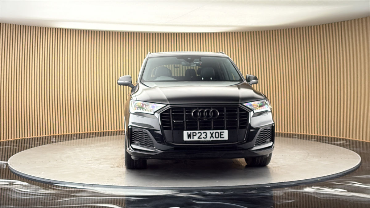 More views of Audi Q7