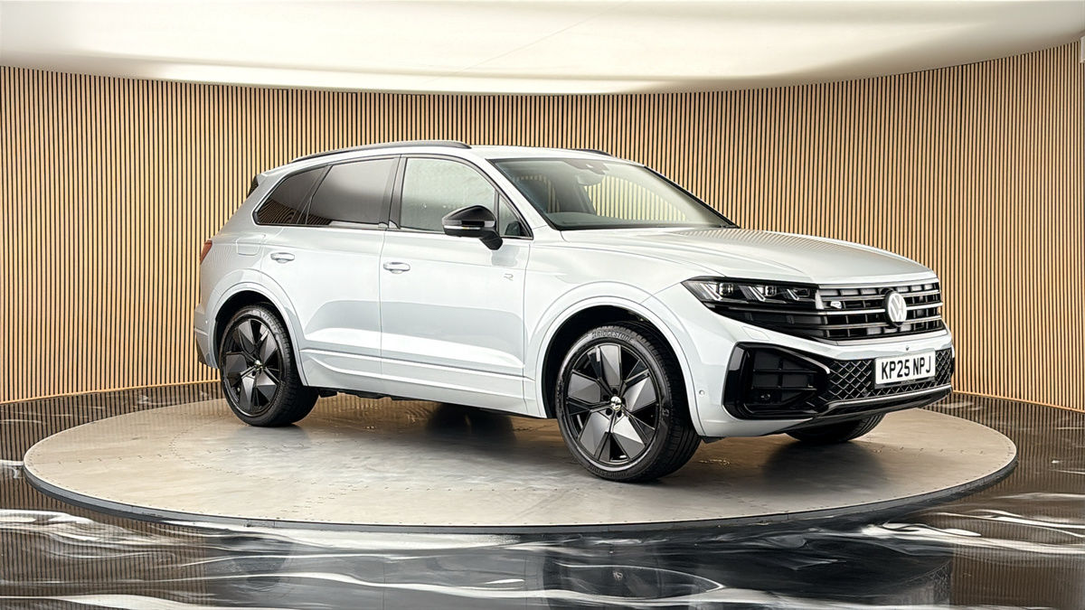 More views of Volkswagen Touareg