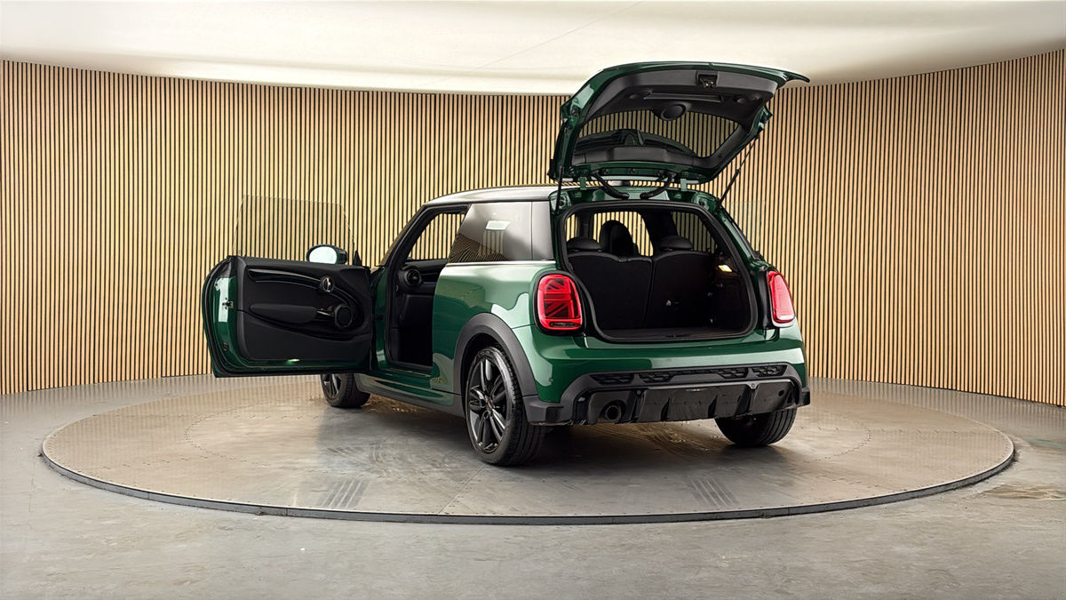 More views of MINI Hatch