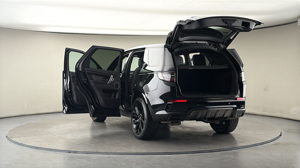 More views of Land Rover Discovery Sport
