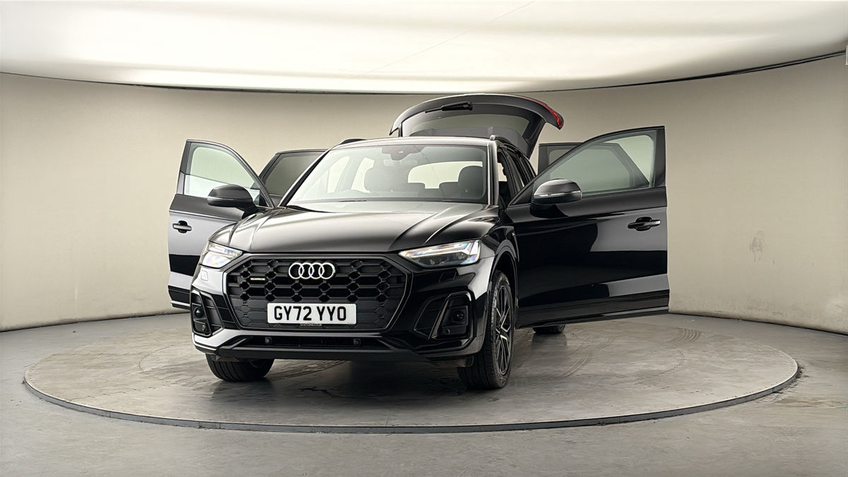 More views of Audi Q5