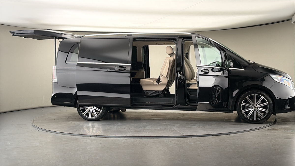 More views of Mercedes-Benz V Class