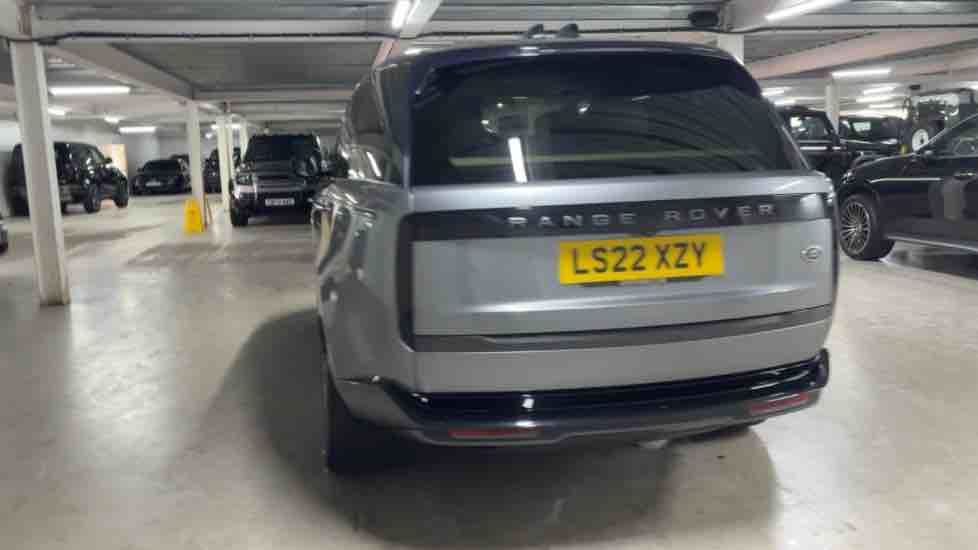 More views of Land Rover Range Rover
