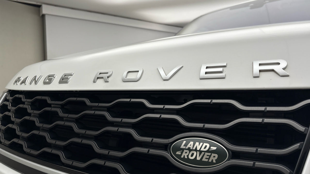 Land Rover Range Rover Sport Image 24