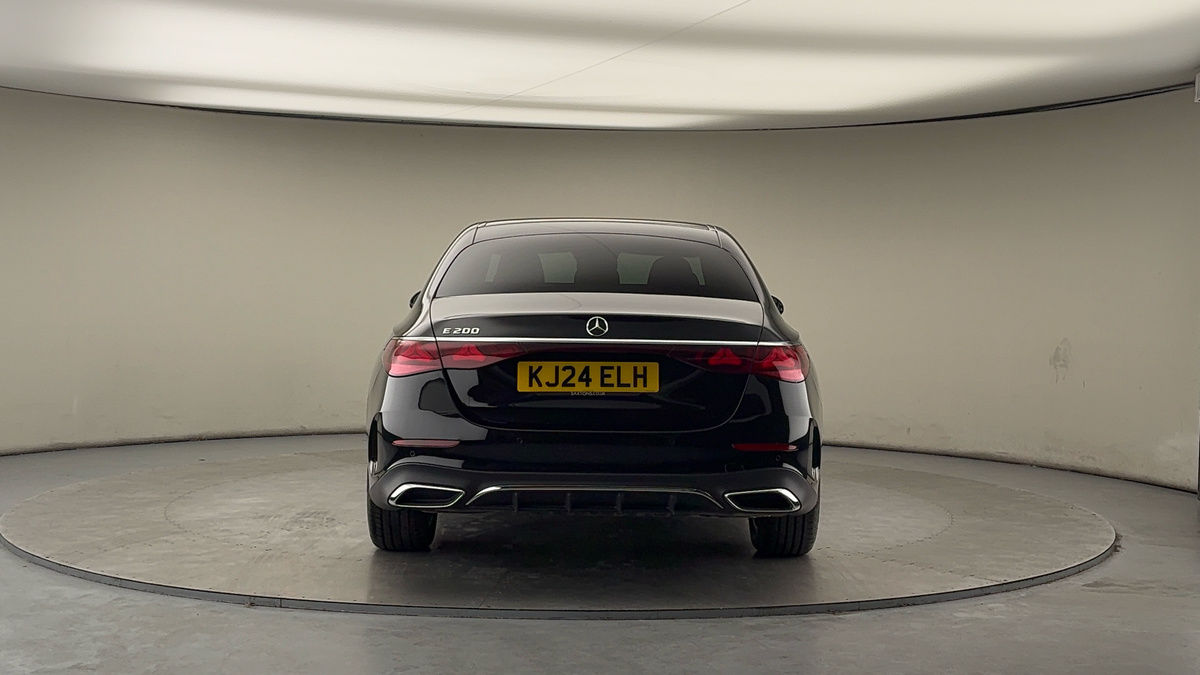 Mercedes-Benz E Class Image 4