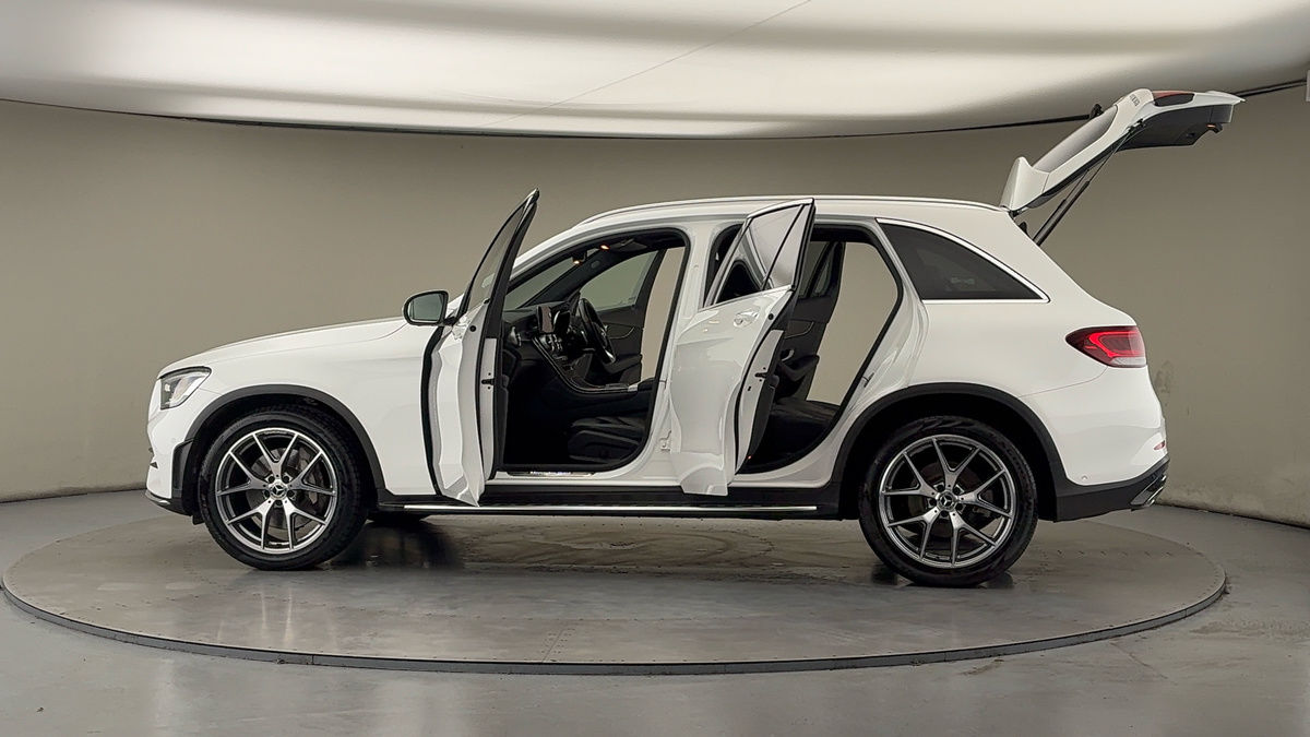 More views of Mercedes-Benz GLC