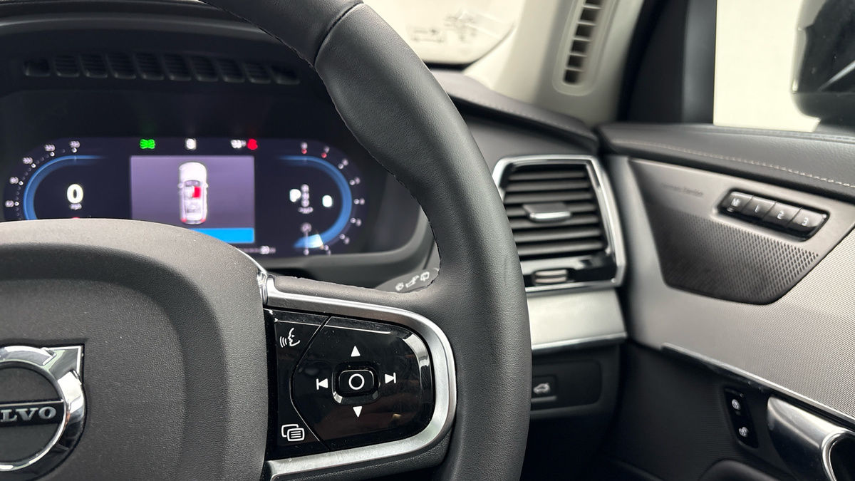 Volvo XC90 Image 14