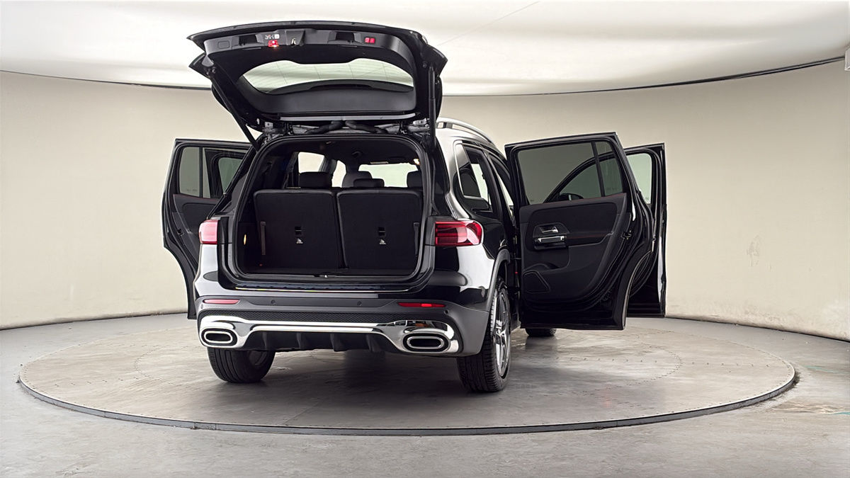 More views of Mercedes-Benz GLB