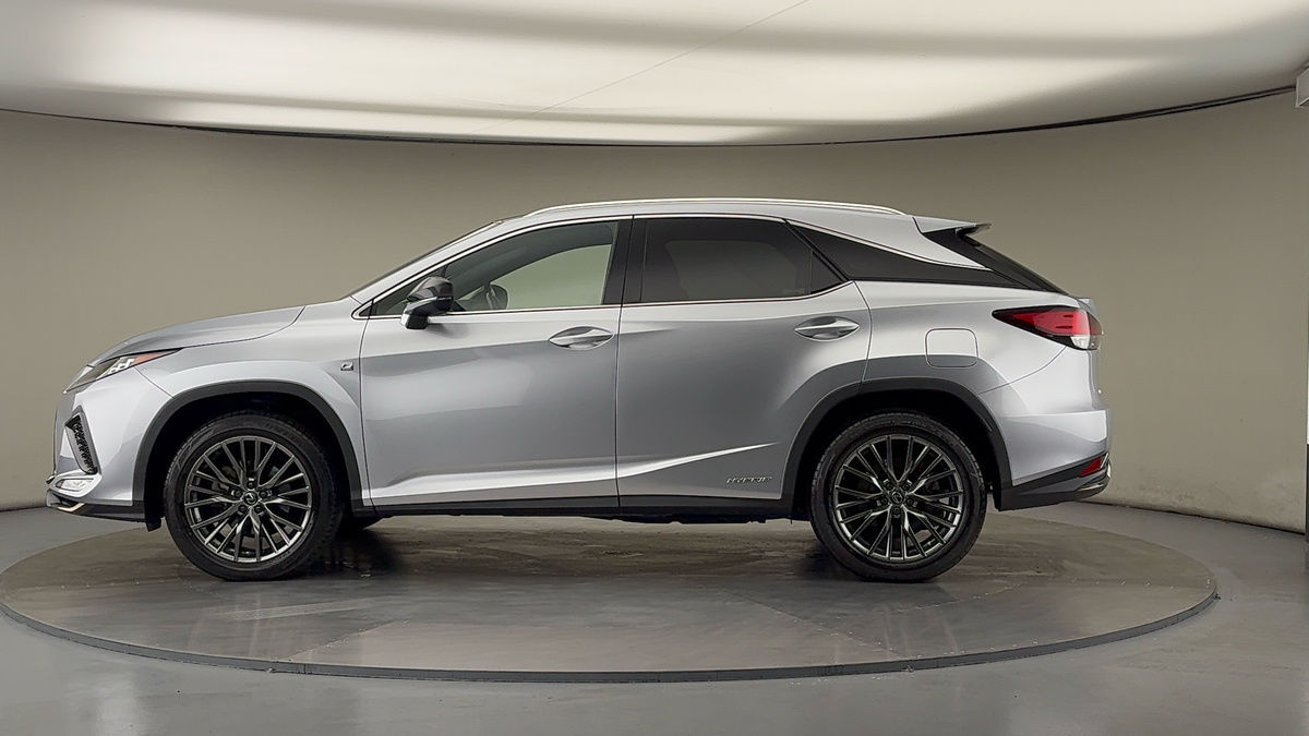 Lexus RX Image 15