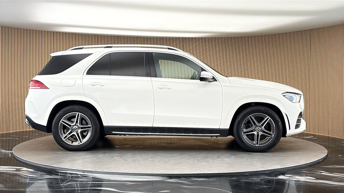 Mercedes-Benz GLE Image 16