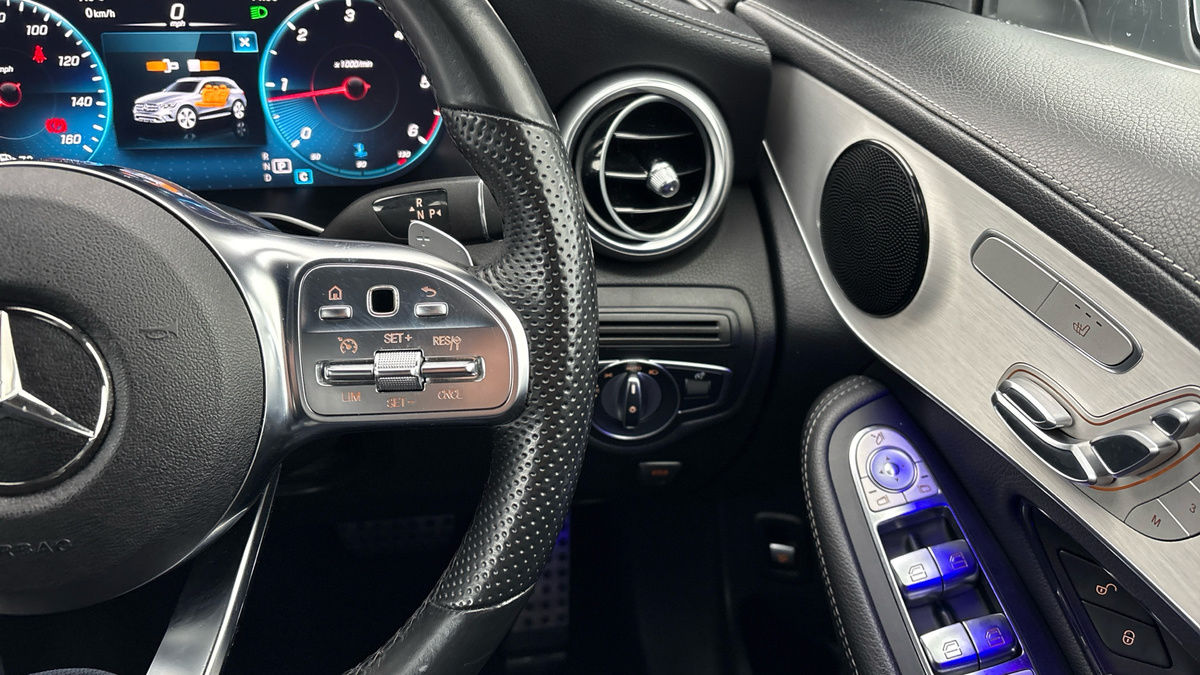 Mercedes-Benz GLC Image 14