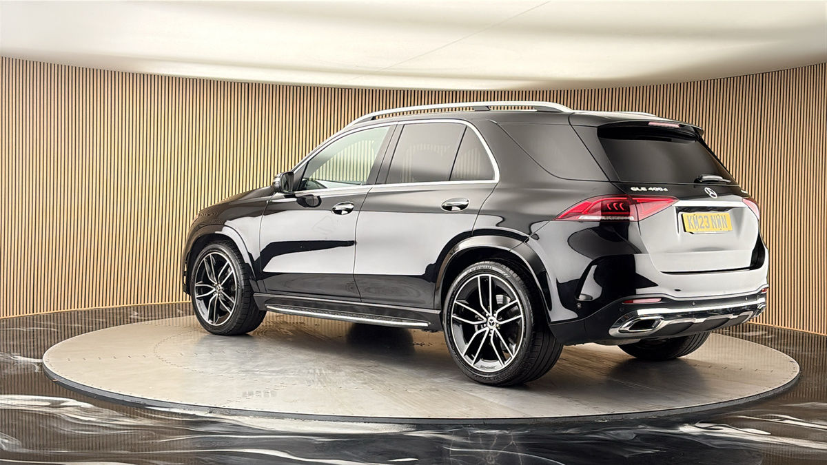 More views of Mercedes-Benz GLE