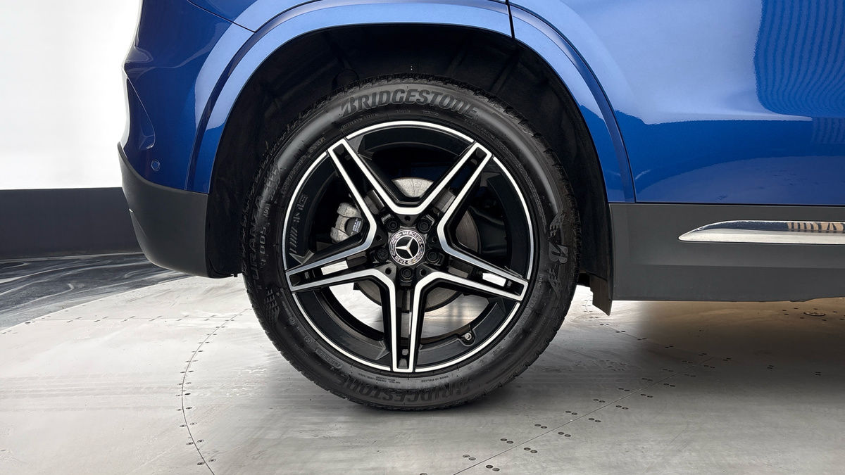 Mercedes-Benz GLA Image 10