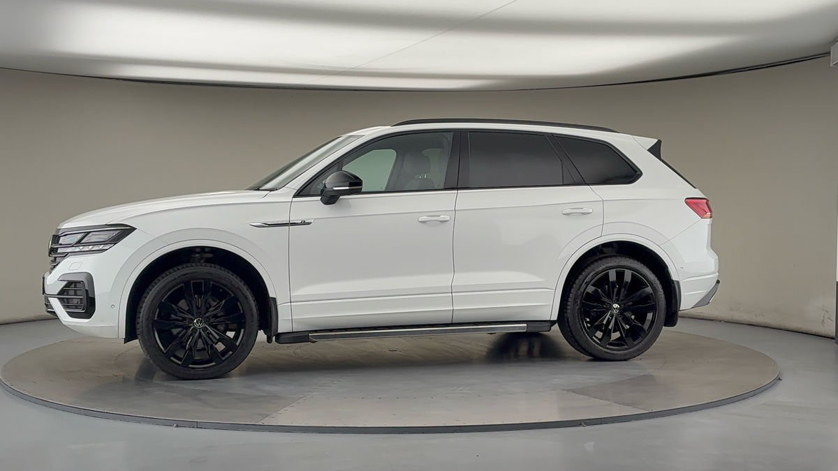 More views of Volkswagen Touareg