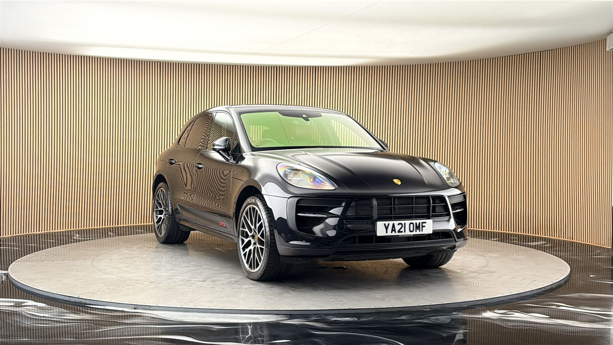 More views of Porsche Macan