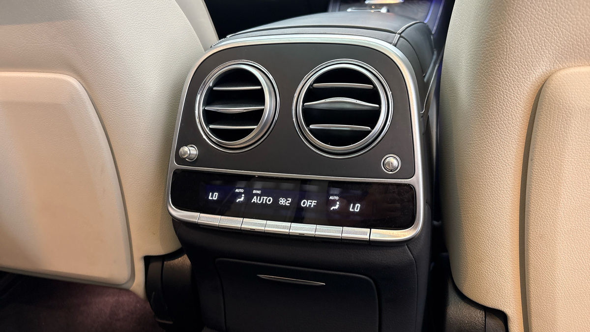 Mercedes-Benz S Class Image 34