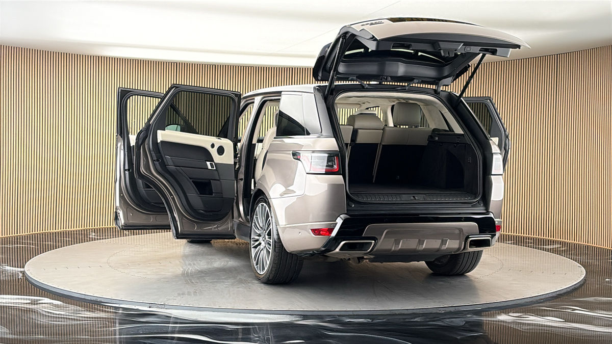 More views of Land Rover Range Rover Sport