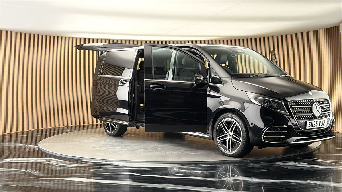 More views of Mercedes-Benz V Class