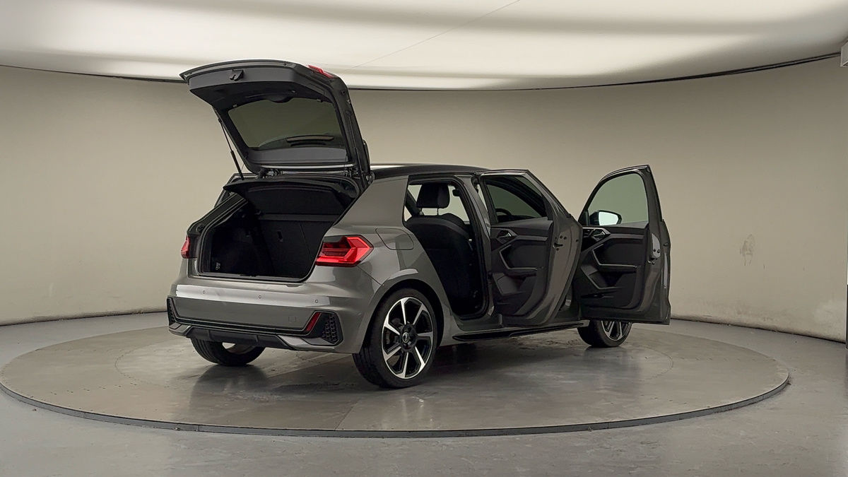 More views of Audi A1