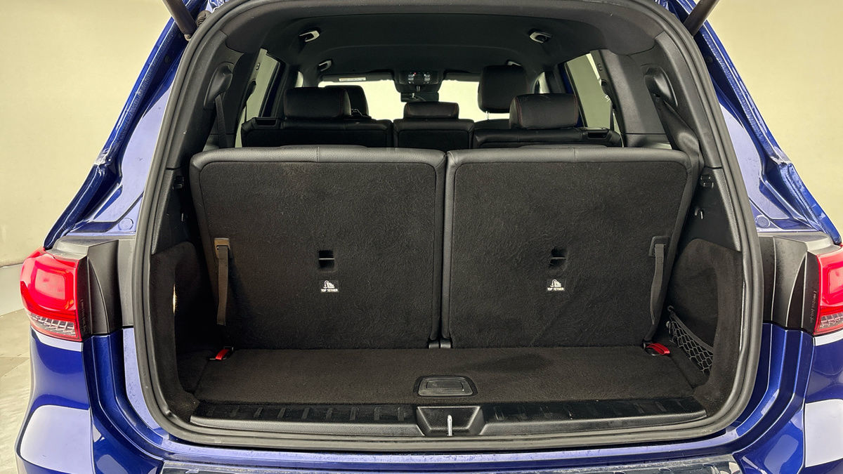 Mercedes-Benz GLB Image 11