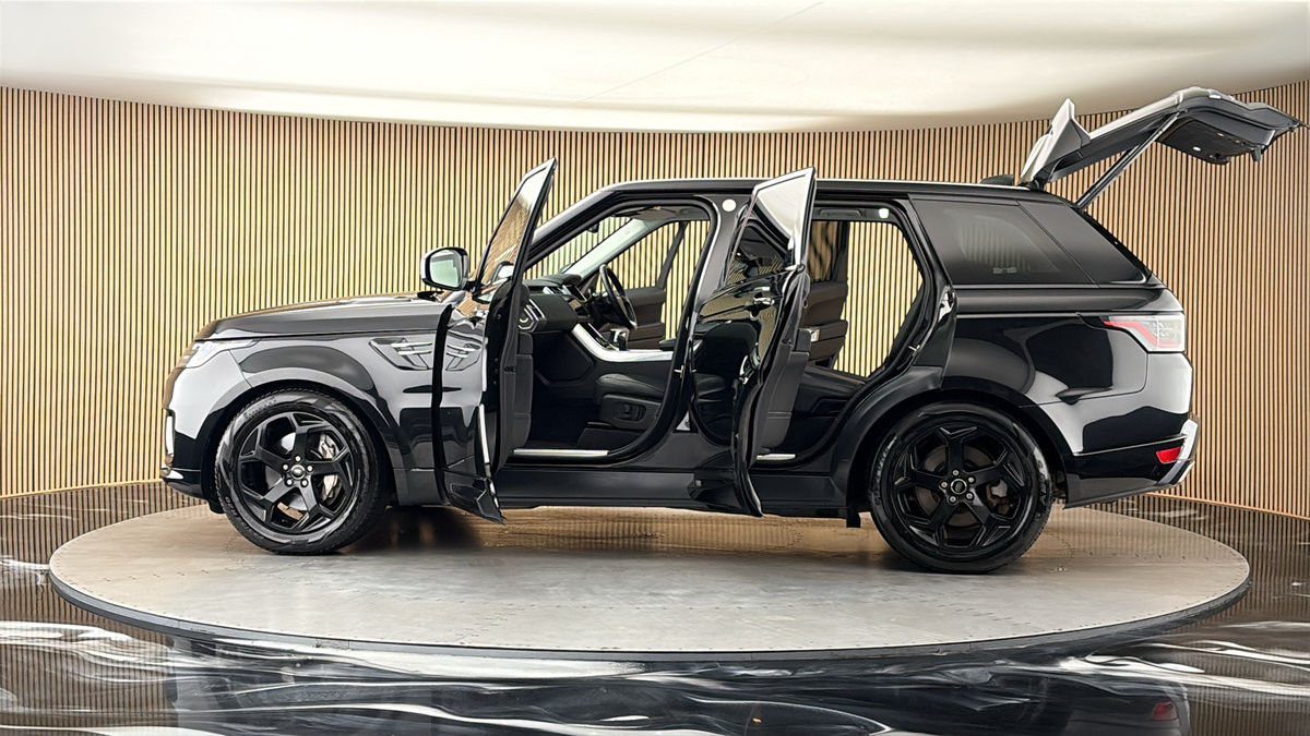 More views of Land Rover Range Rover Sport