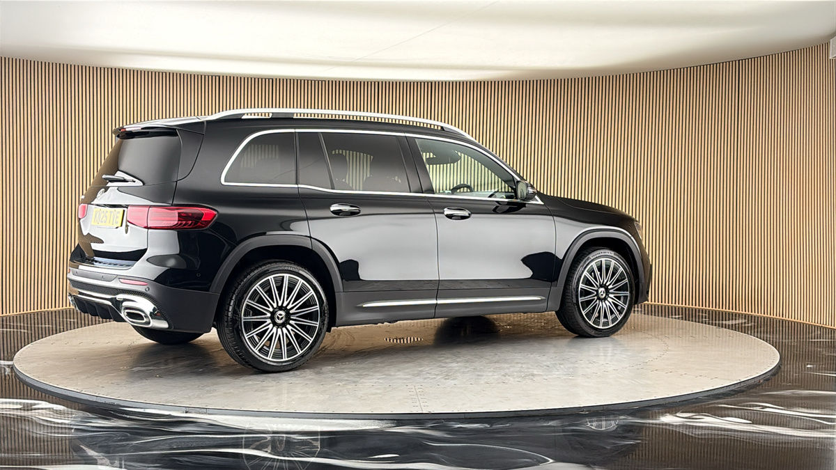 More views of Mercedes-Benz GLB