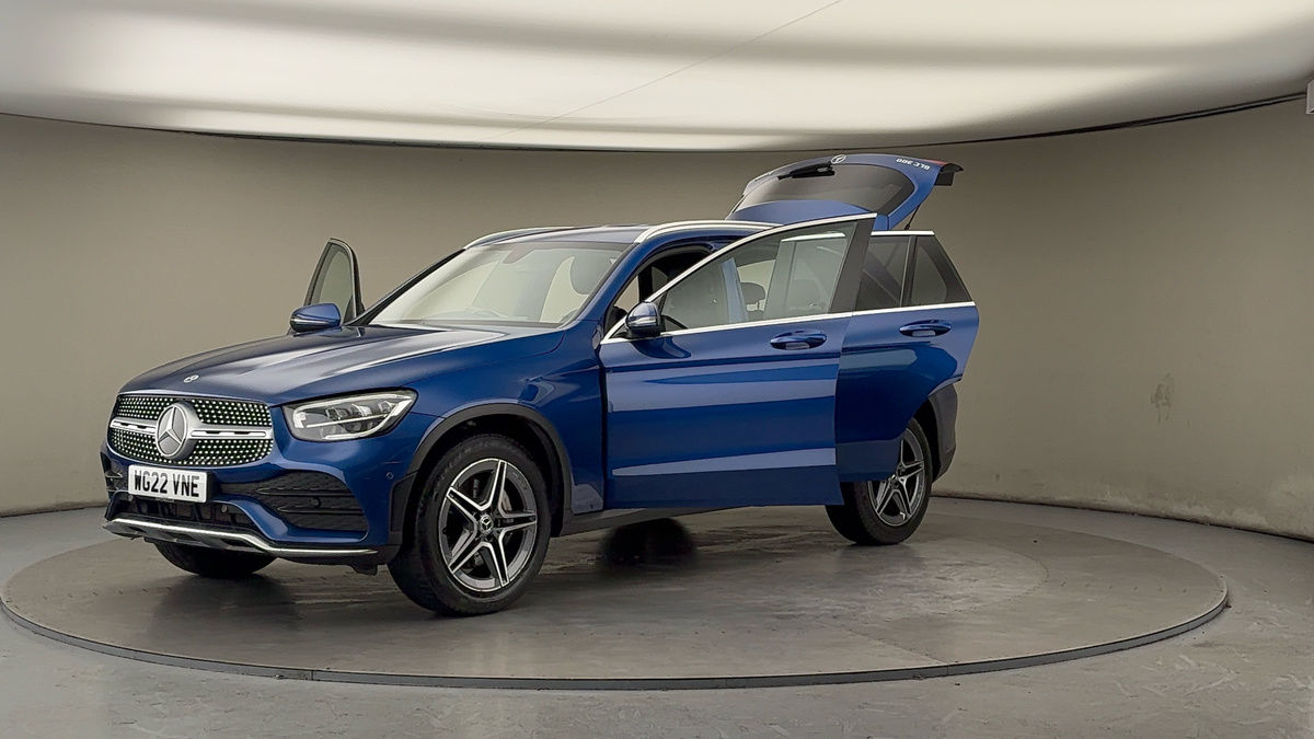 More views of Mercedes-Benz GLC