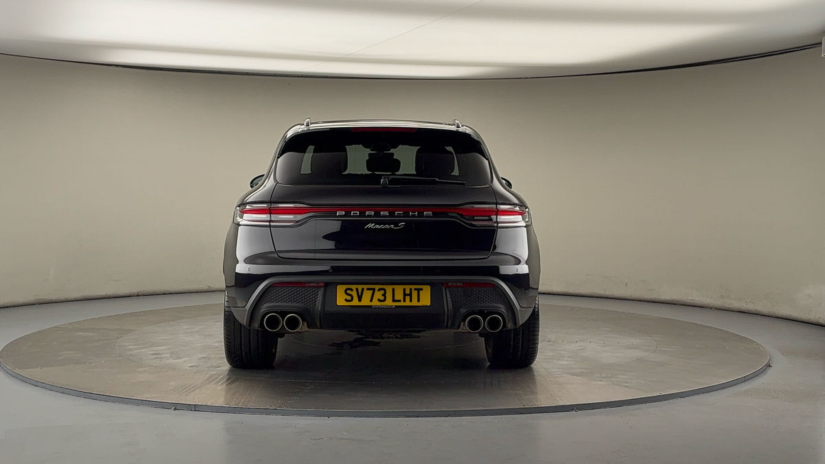 Porsche Macan Image 4