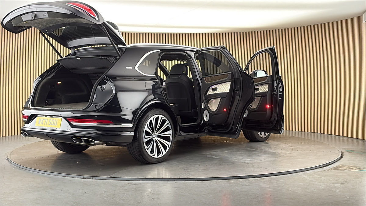 More views of Bentley Bentayga