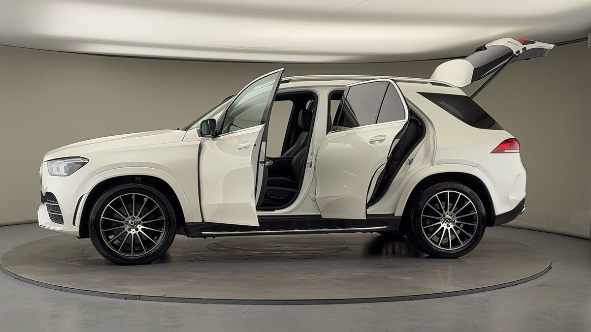 More views of Mercedes-Benz GLE