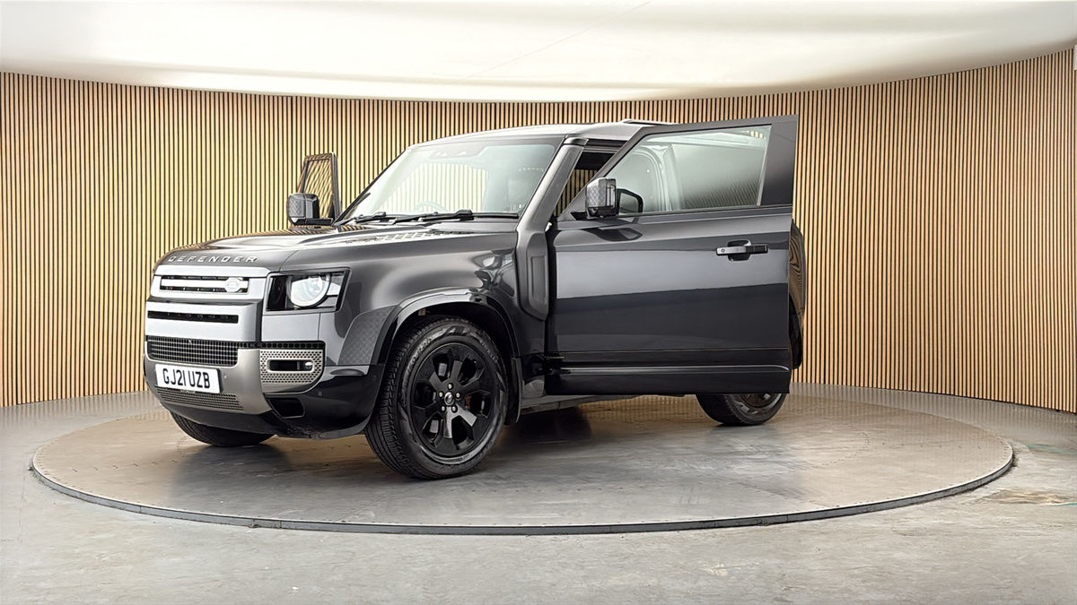 Land Rover Defender 90 Image 22