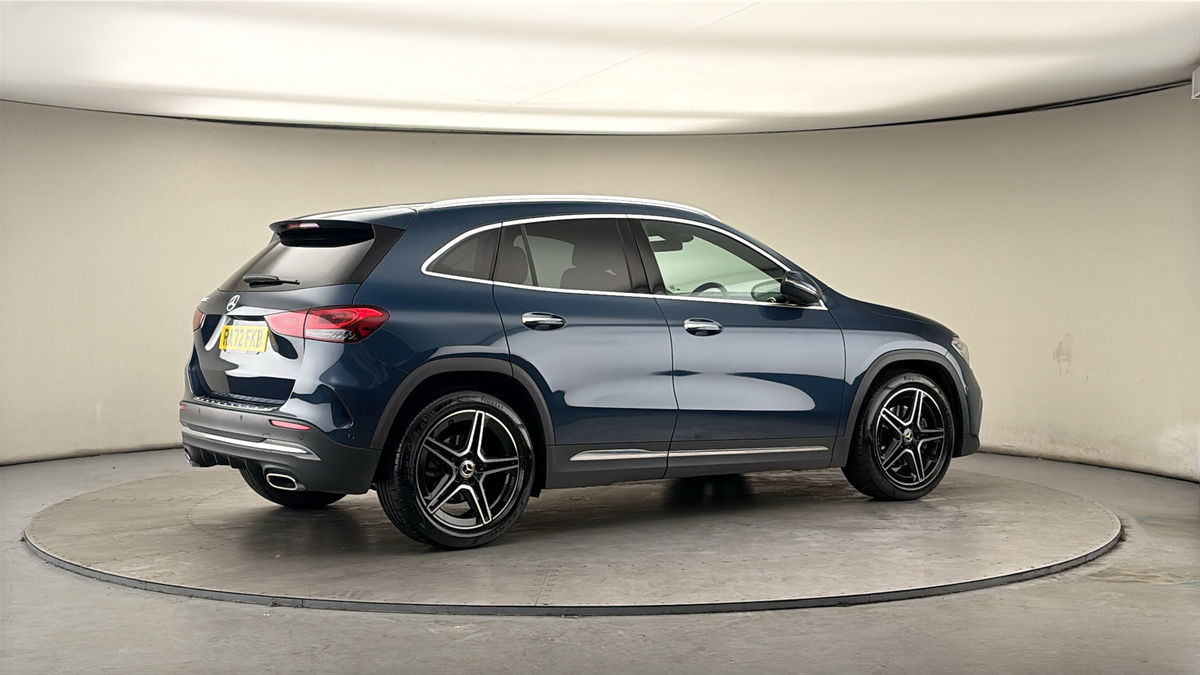More views of Mercedes-Benz GLA