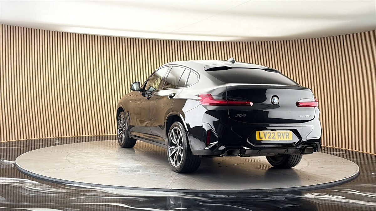 More views of BMW X4