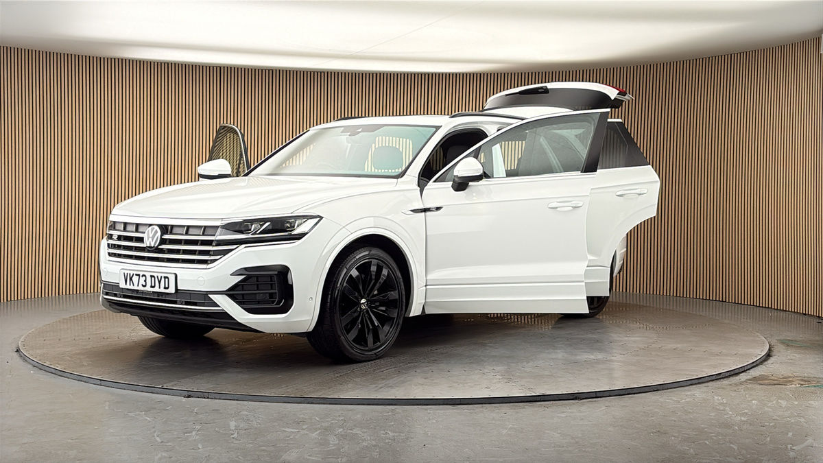 More views of Volkswagen Touareg
