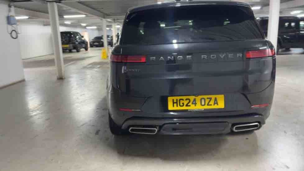 More views of Land Rover Range Rover Sport