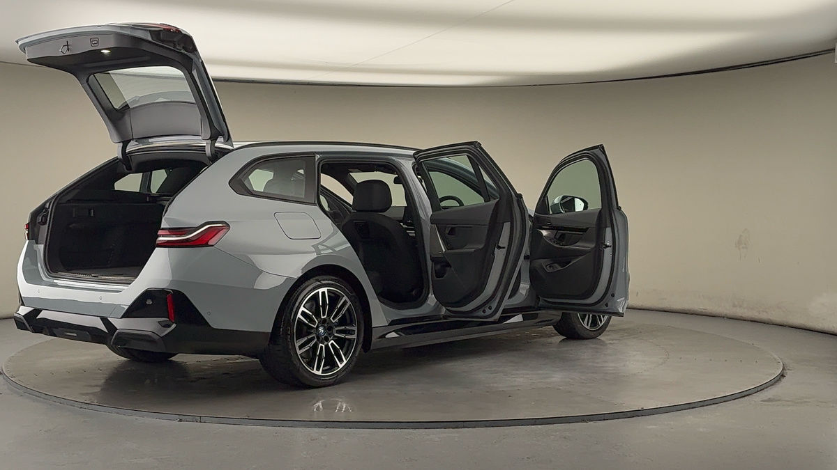 More views of BMW 5 Series