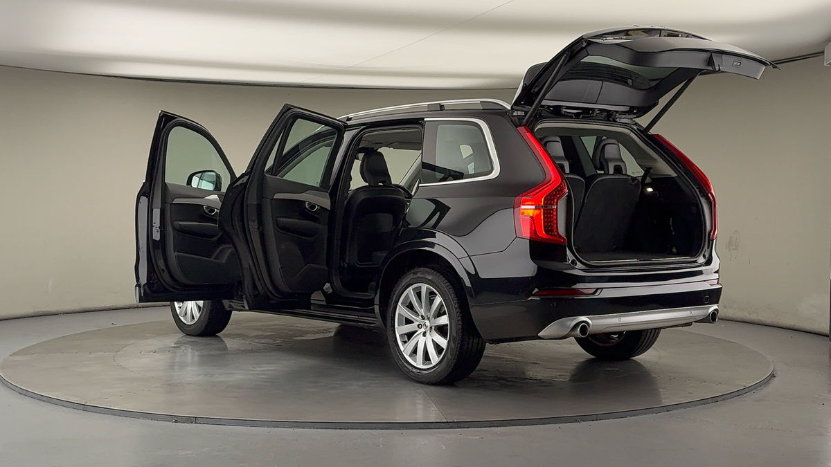 More views of Volvo XC90