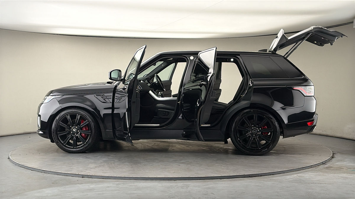 More views of Land Rover Range Rover Sport