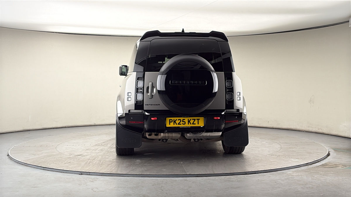 More views of Land Rover Defender 90