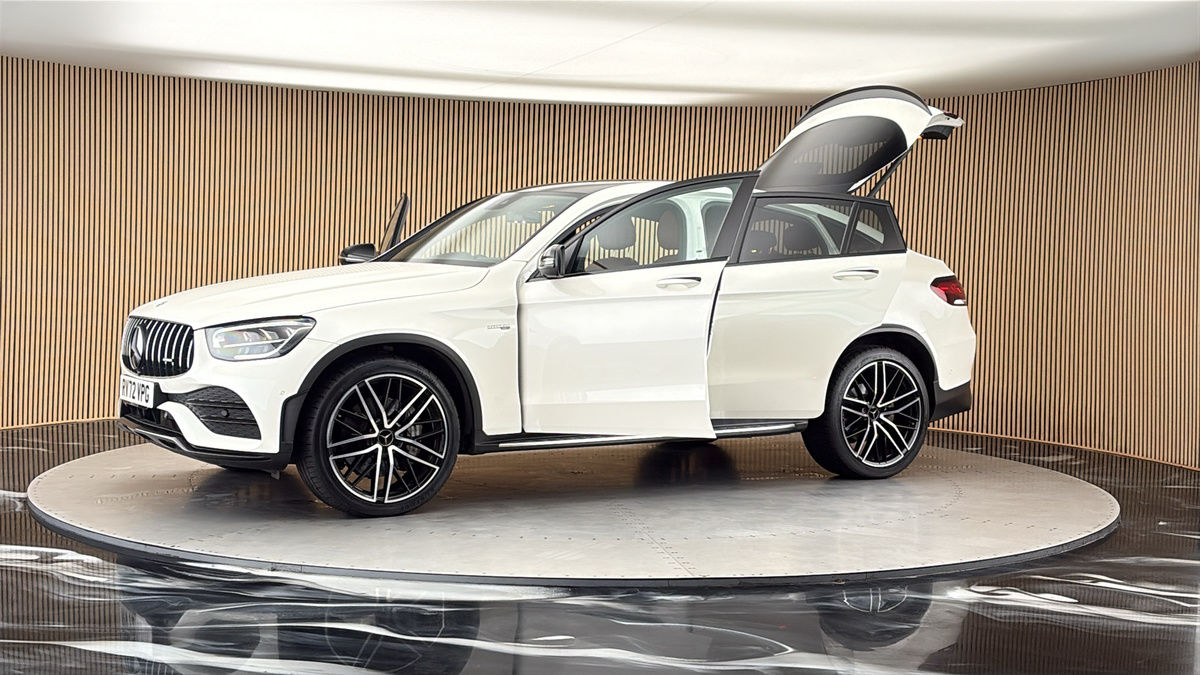 More views of Mercedes-Benz GLC