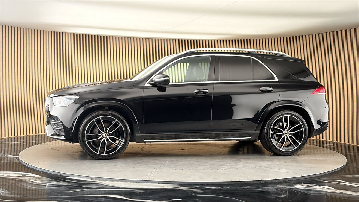 More views of Mercedes-Benz GLE