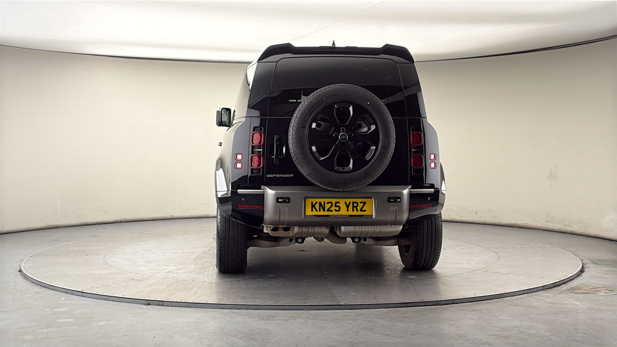 More views of Land Rover Defender 90