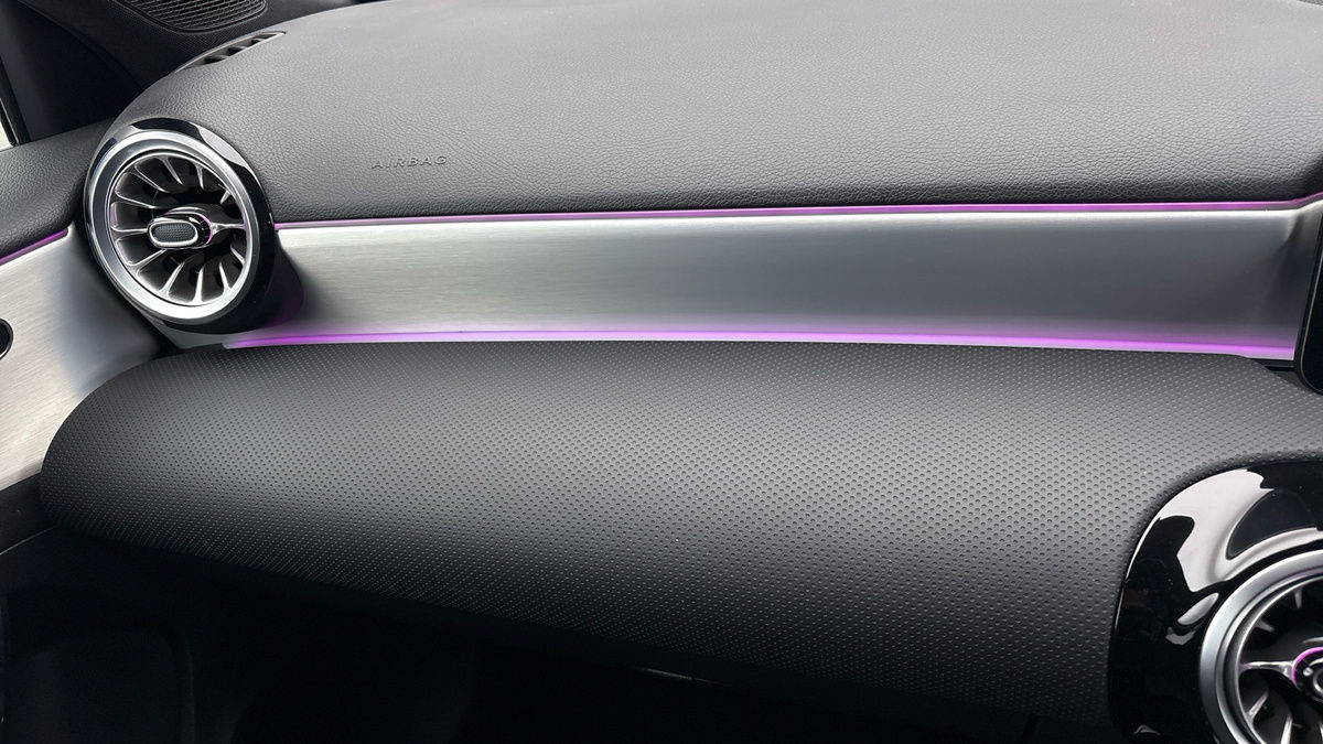 Mercedes-Benz A Class Image 25