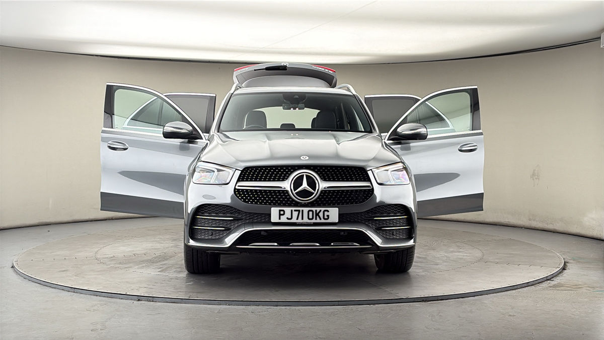More views of Mercedes-Benz GLE