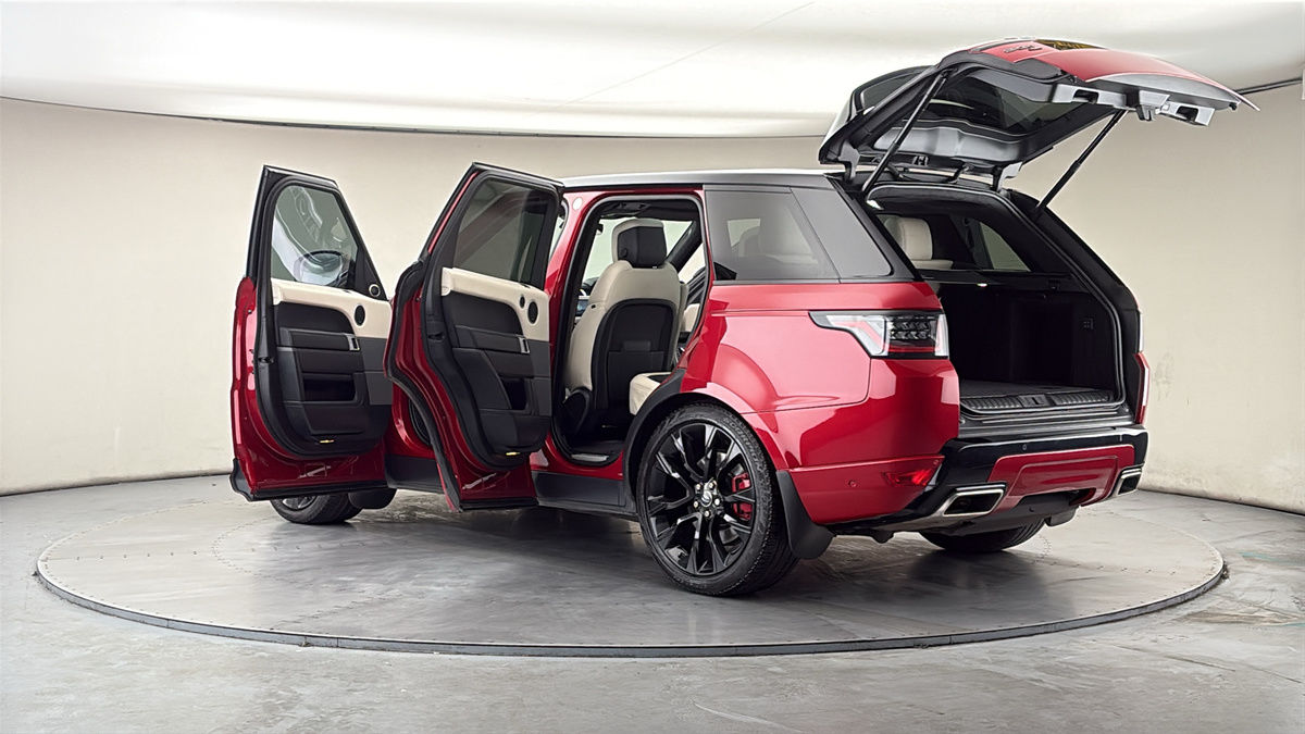 More views of Land Rover Range Rover Sport