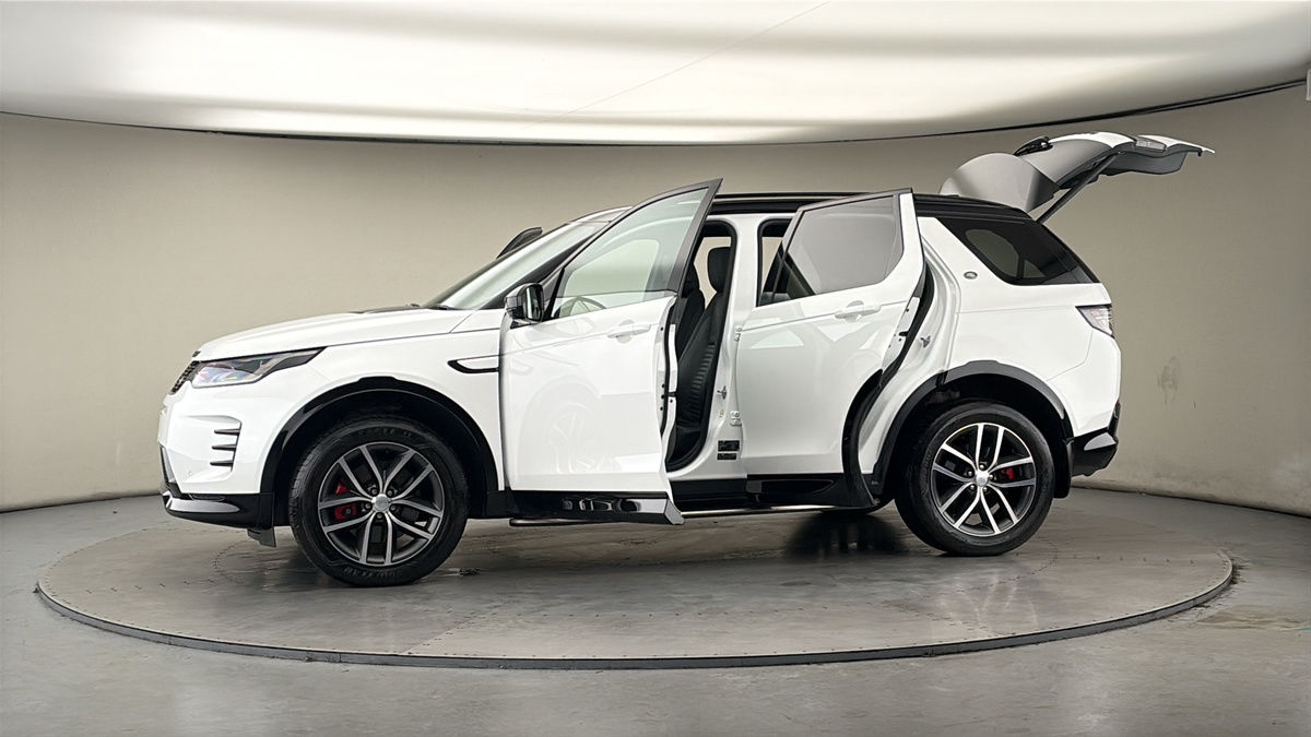 More views of Land Rover Discovery Sport
