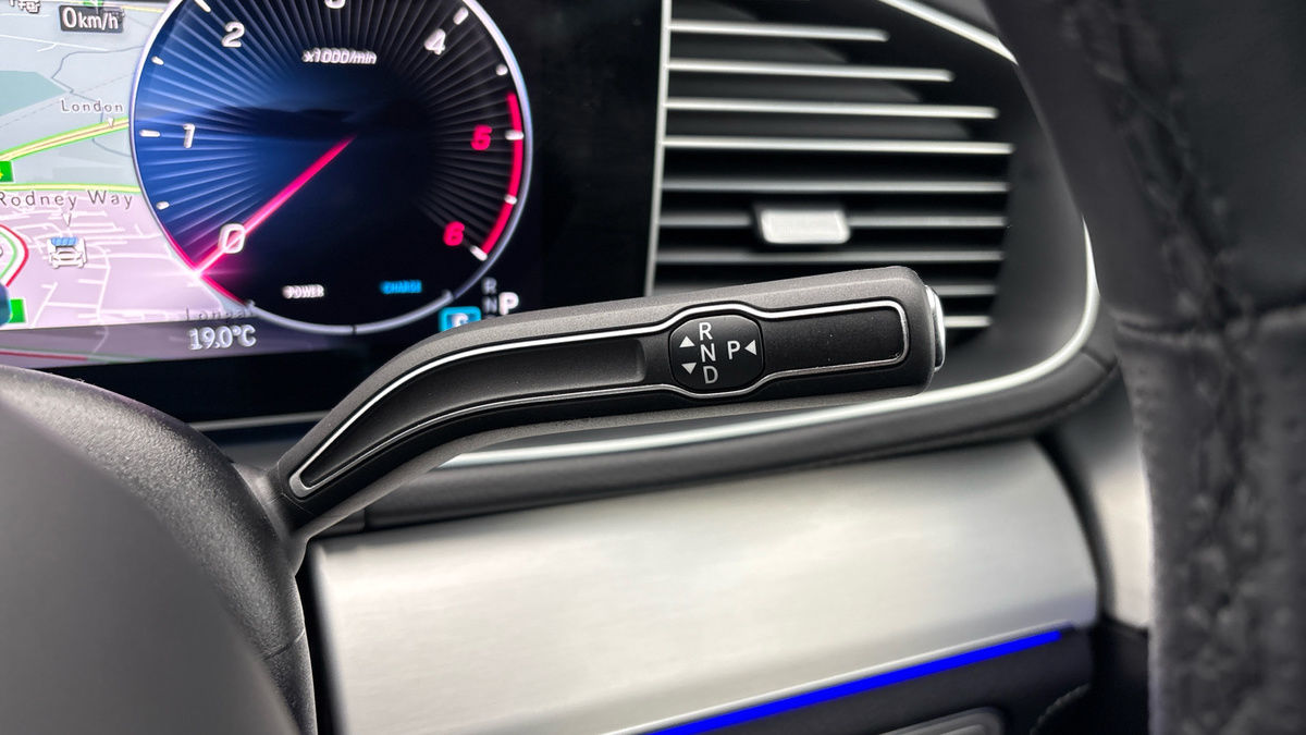 More views of Mercedes-Benz GLE