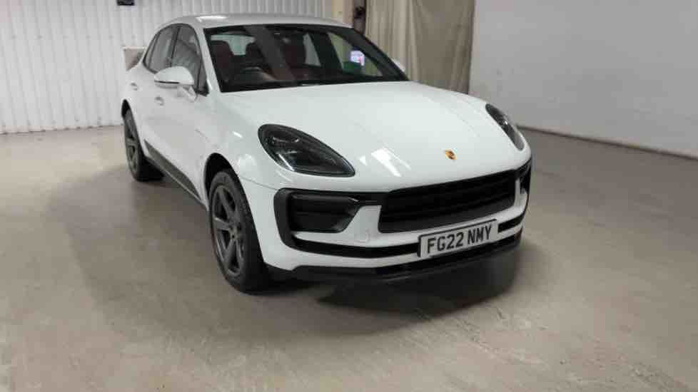 More views of Porsche Macan