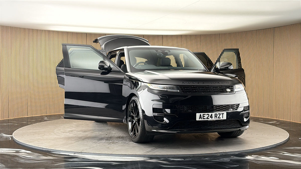 More views of Land Rover Range Rover Sport