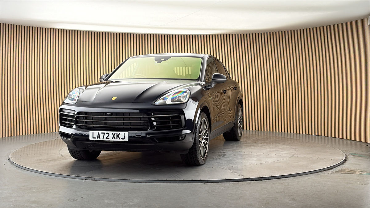 More views of Porsche Cayenne